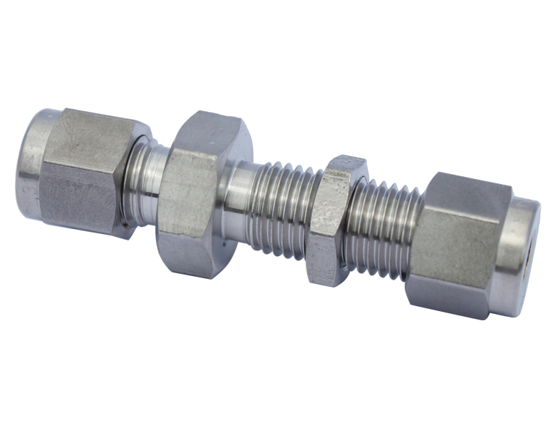 穿板直通活接头